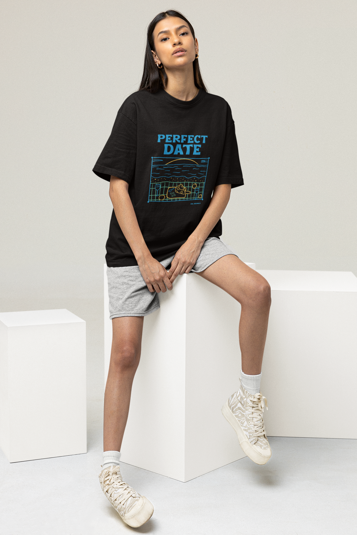 PERFECT DATE BLACK OVERSIZED T-SHIRT