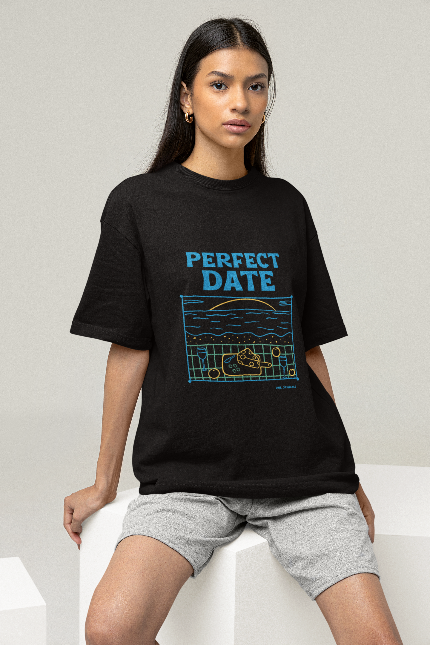 PERFECT DATE BLACK OVERSIZED T-SHIRT
