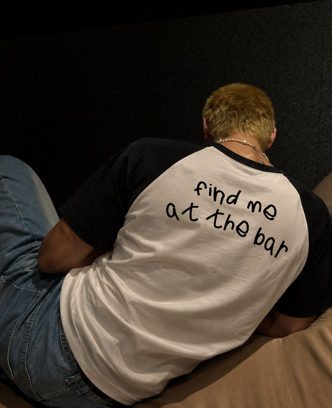 AT THE BAR RAGLAN OVERSIZED TSHIRT