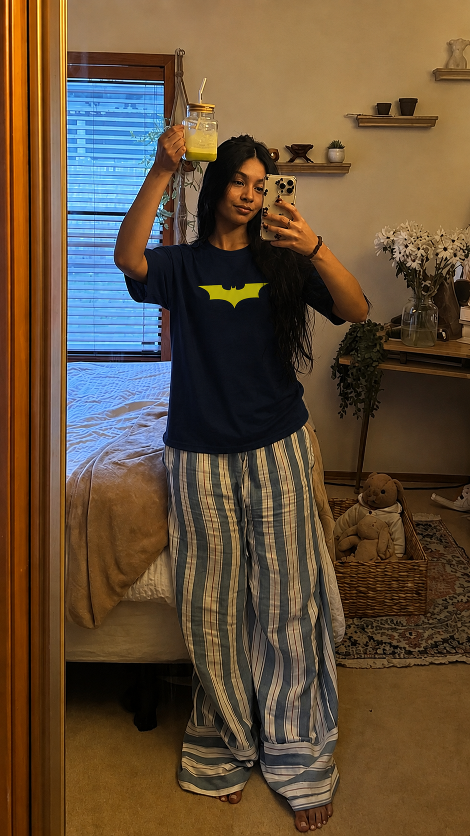 BATMAN UNISEX STRETCH NAVY TSHIRT