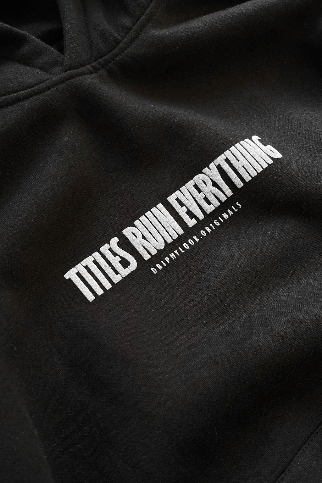 TITLES RUIN OVERSIZED FIT HOODIE - BLACK