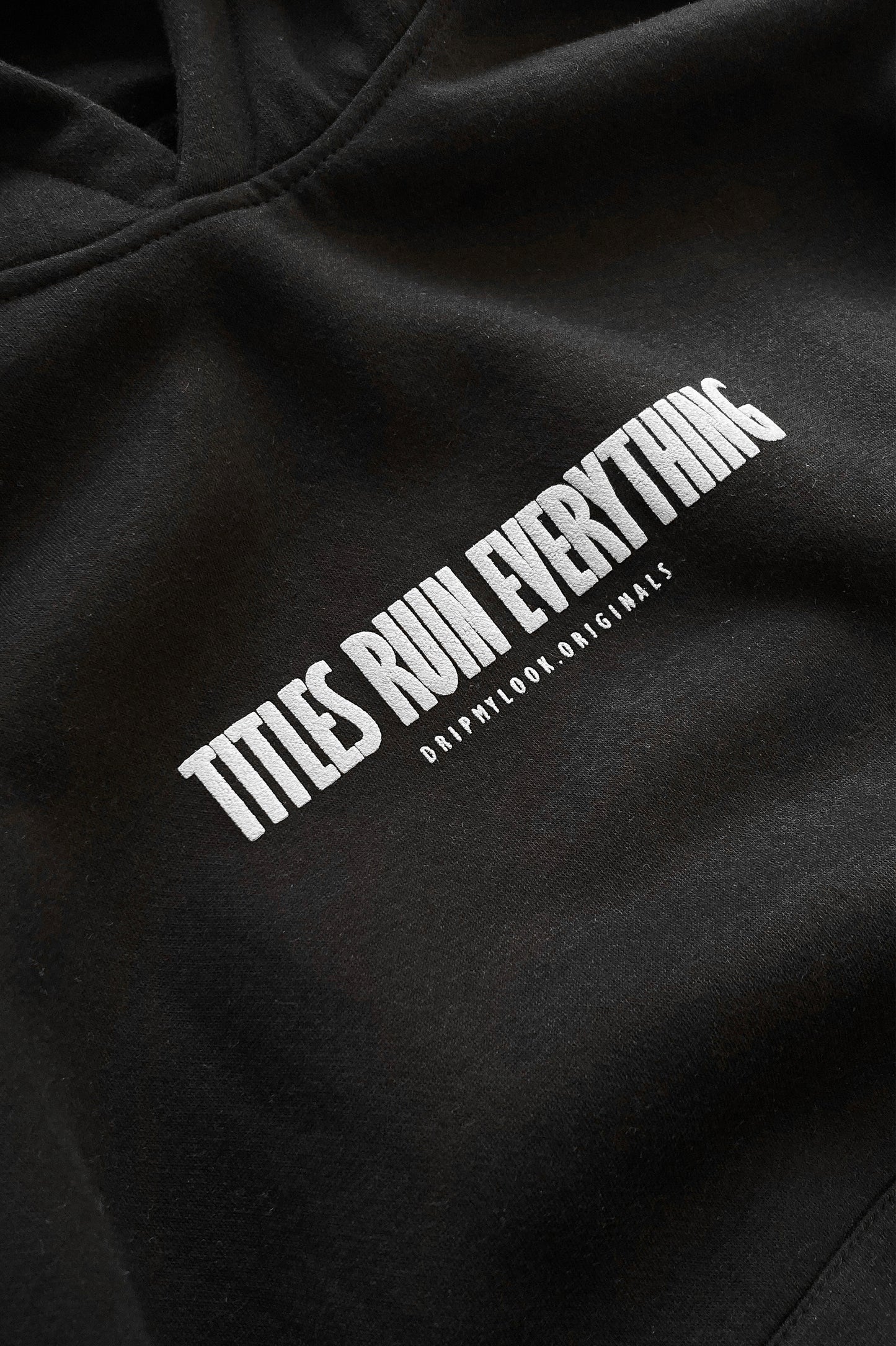 TITLES RUIN OVERSIZED FIT HOODIE - BLACK
