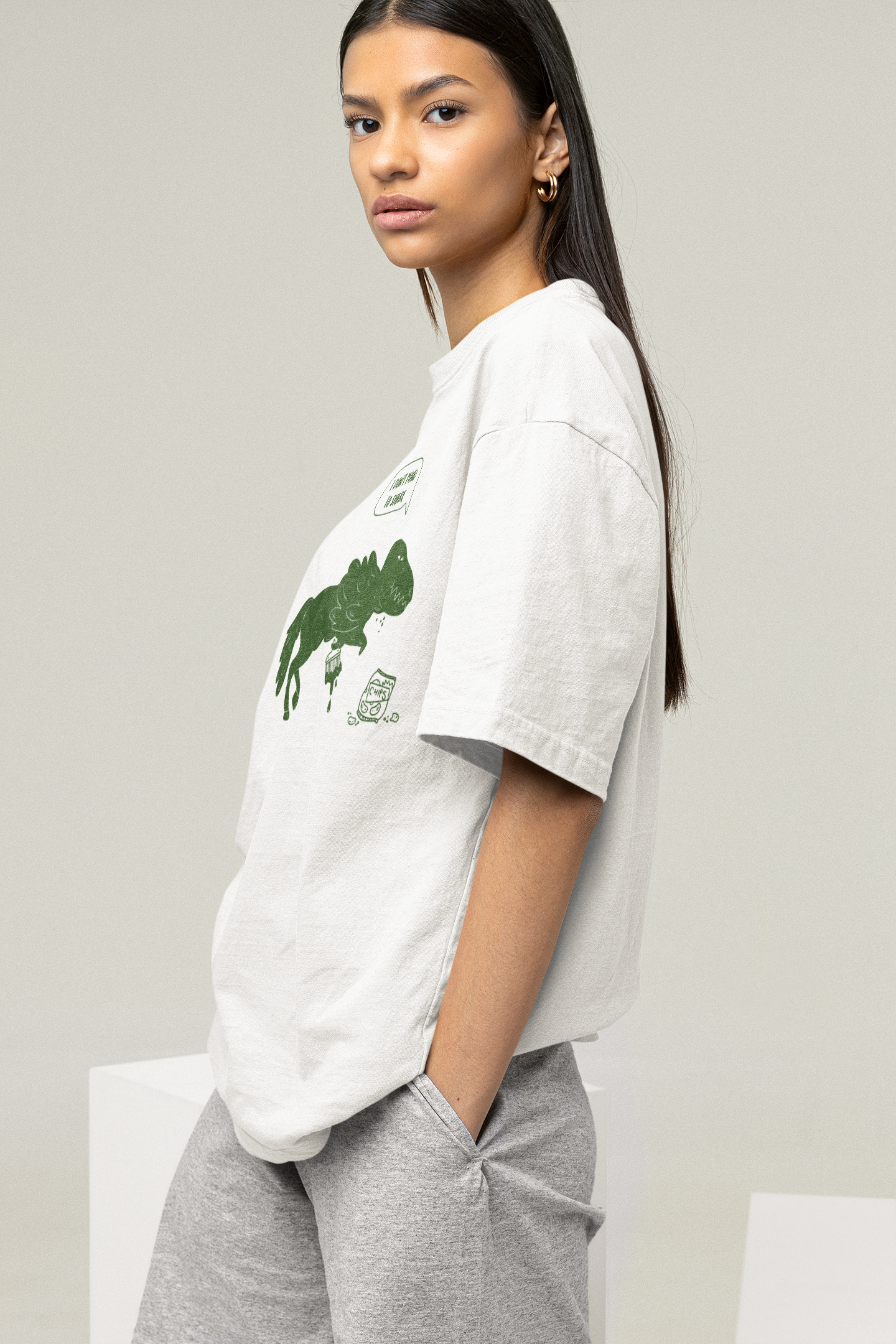 DON'T MIND TO SHARE WHITE OVERSIZED T-SHIRT