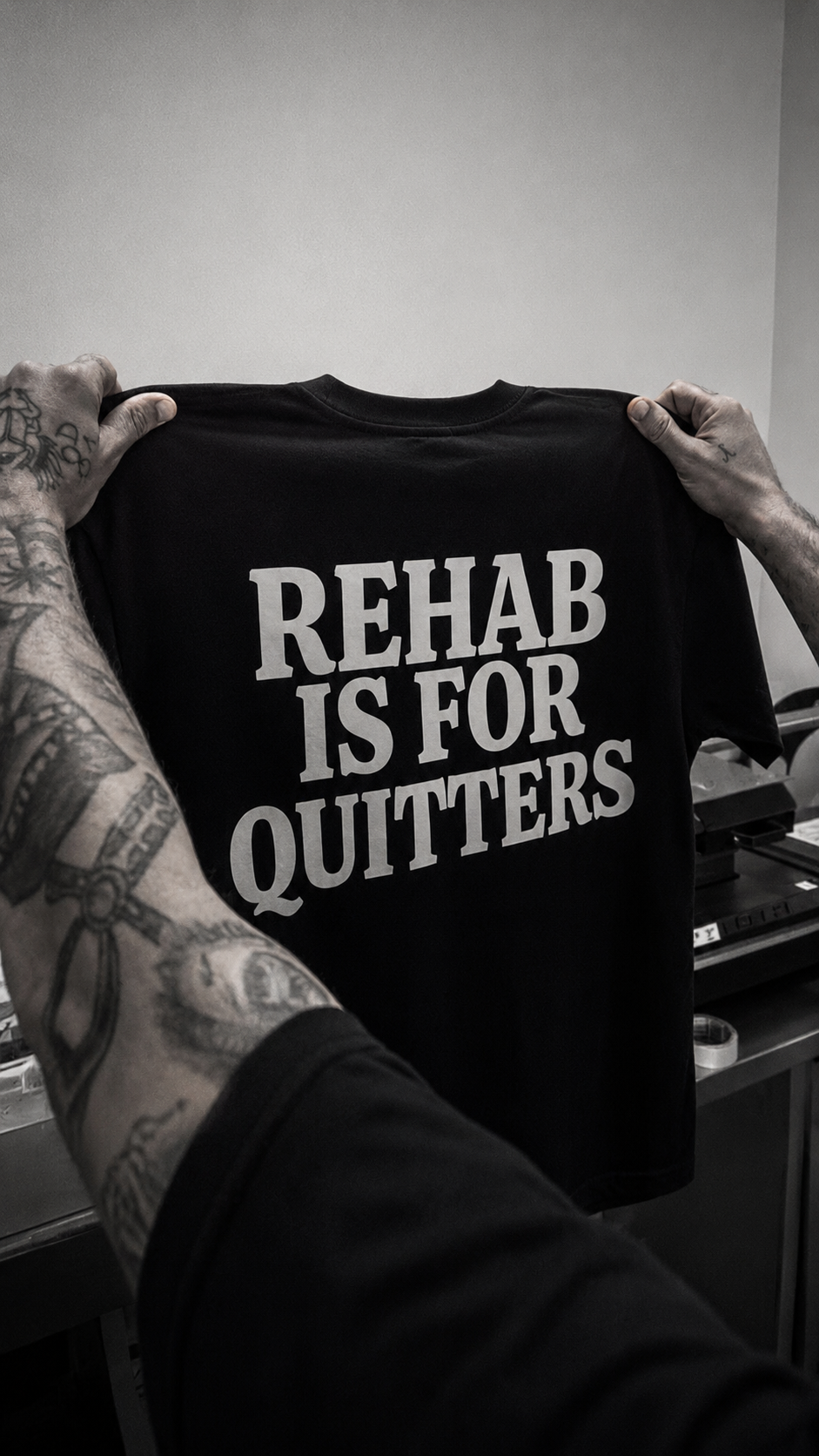 REHAB OVERSIZED TSHIRT