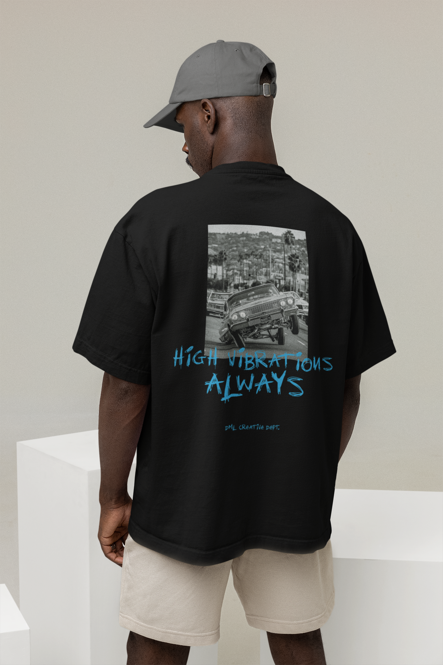 HIGH VIBRATIONS BLACK OVERSIZE T-SHIRT