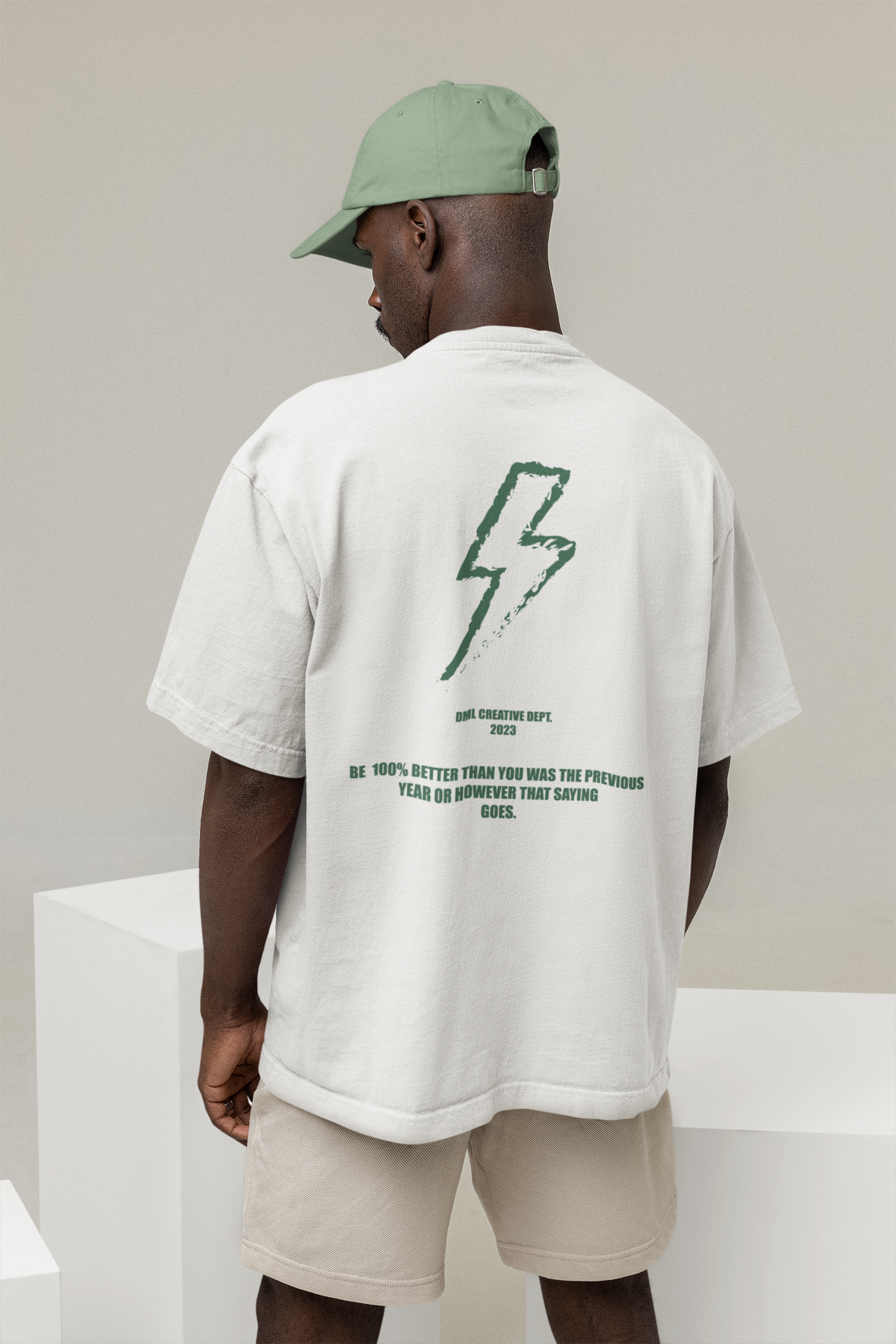 CHARACTER ENERGY OVERSIZE T-SHIRT