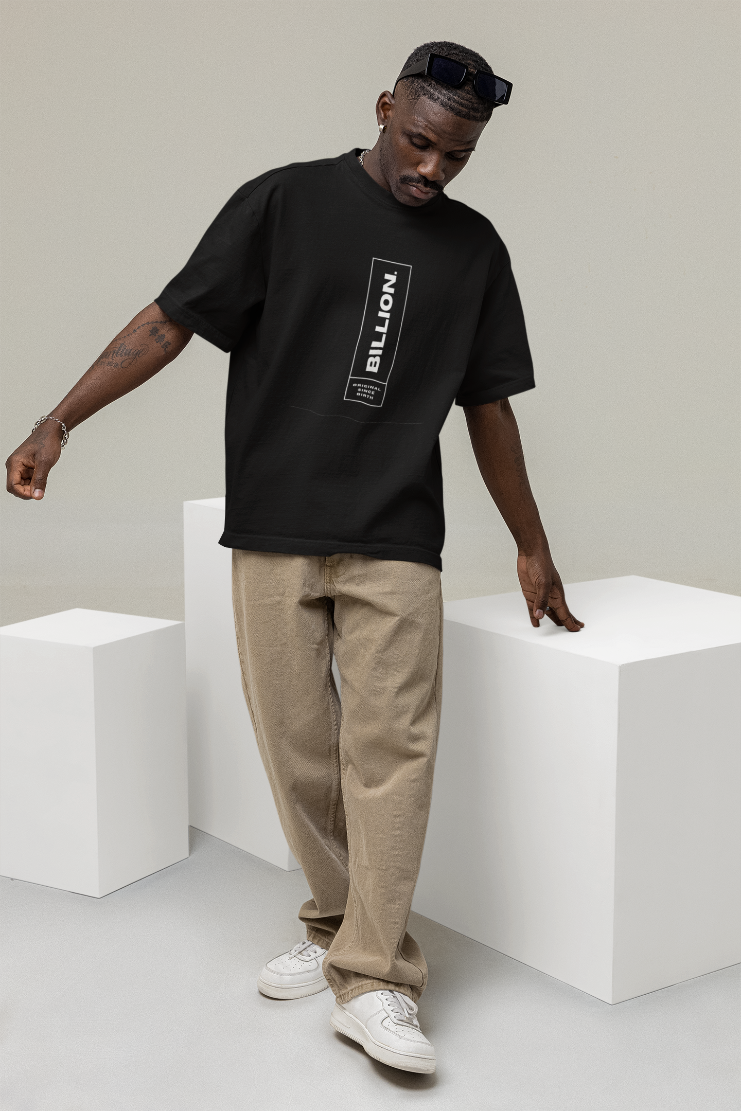 Vertical sales club clothing
