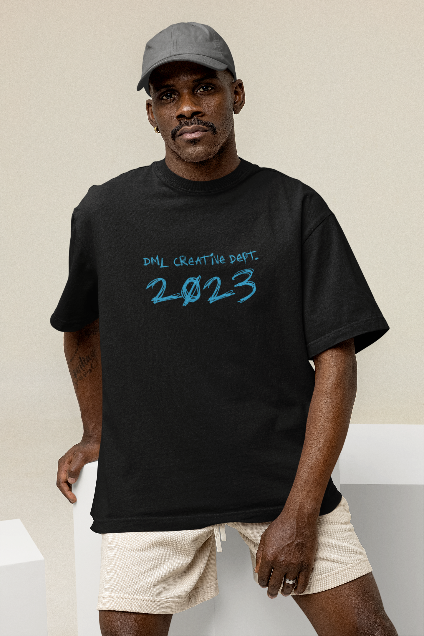 HIGH VIBRATIONS BLACK OVERSIZE T-SHIRT